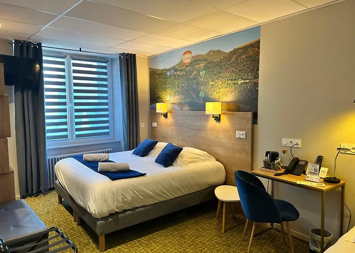 Logis Hotel De Paris