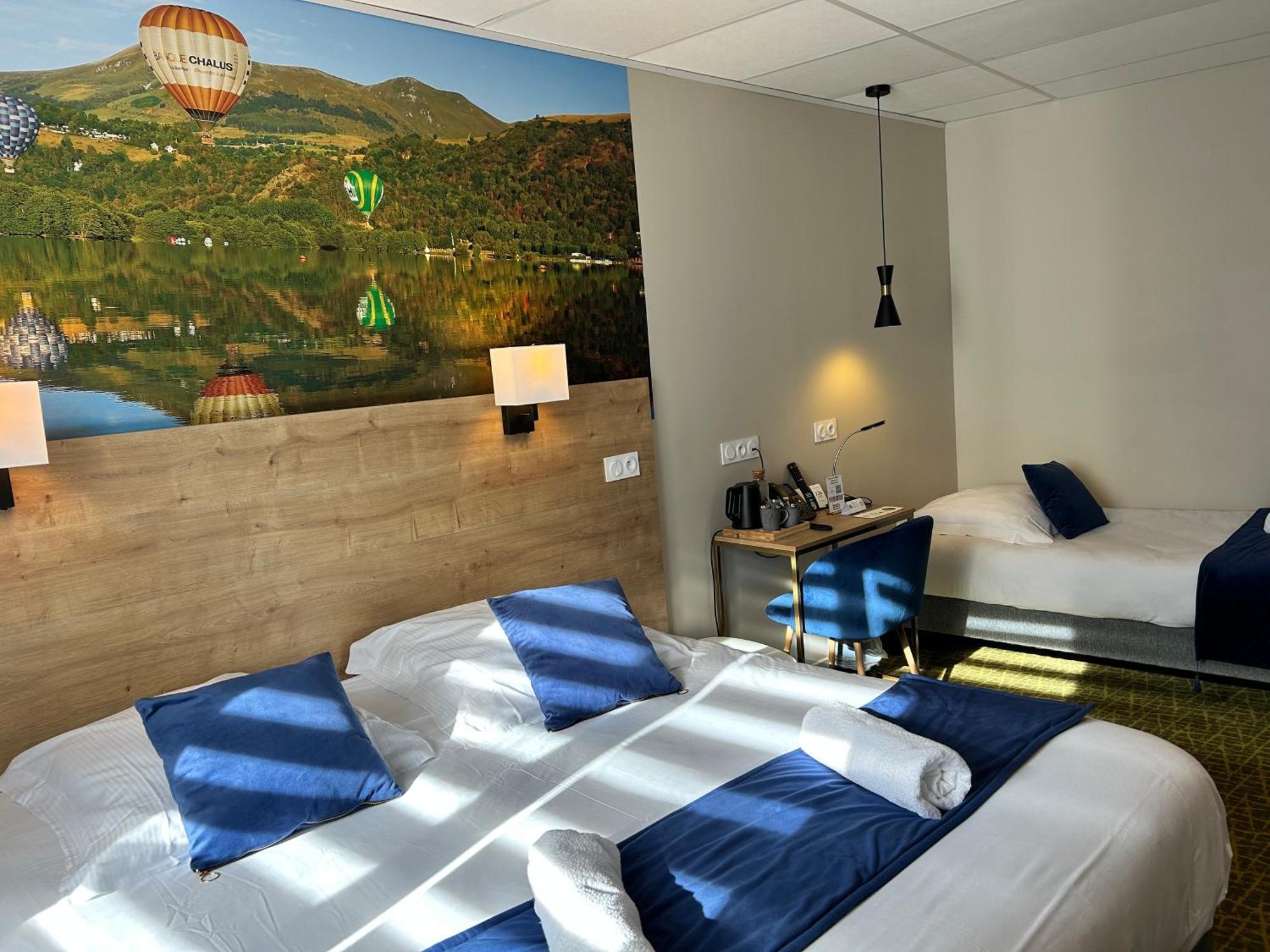 Logis De Paris Hotel